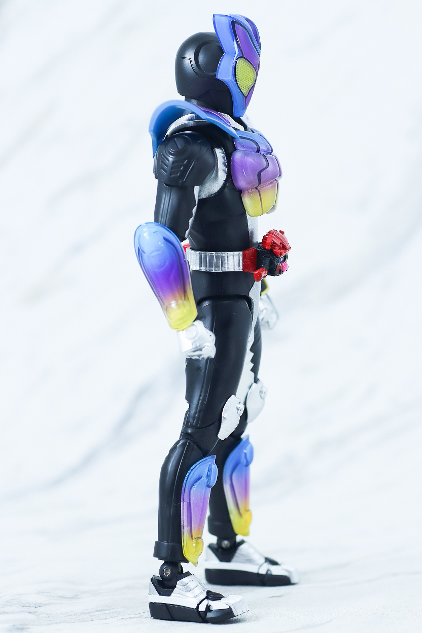 S.H.フィギュアーツ 仮面ライダーガヴ ポッピングミフォーム レビュー 本体