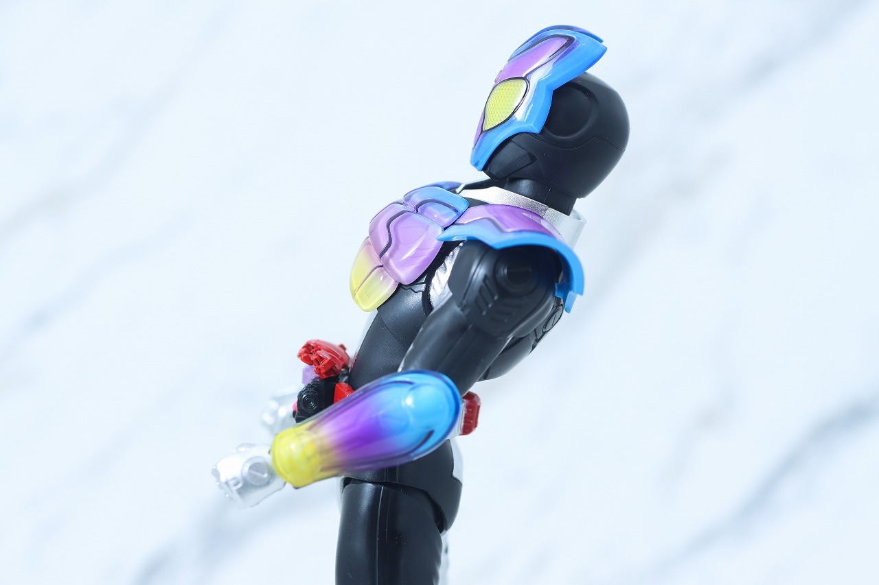 S.H.フィギュアーツ 仮面ライダーガヴ ポッピングミフォーム レビュー 可動範囲