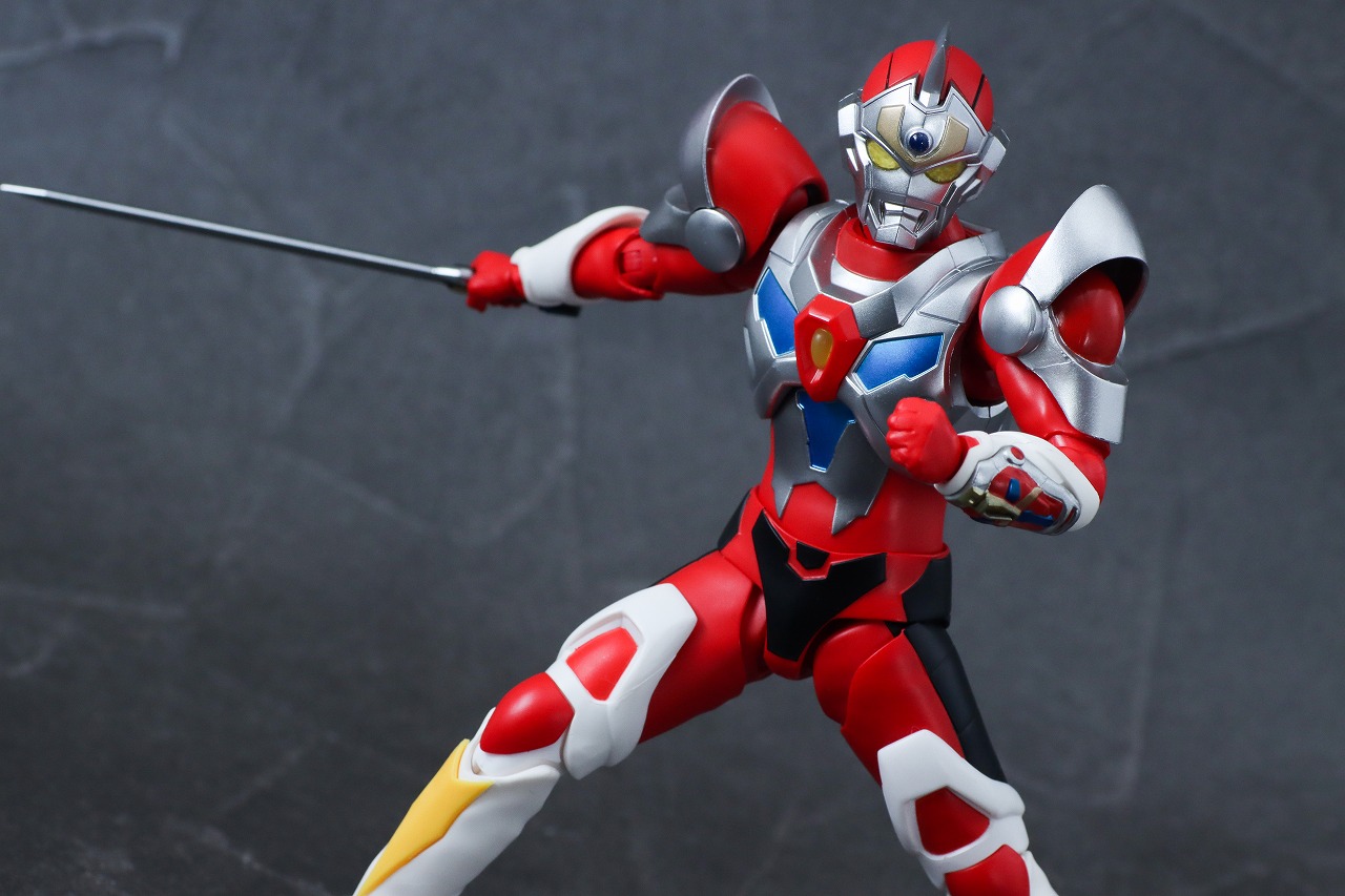 S.H.フィギュアーツ 真骨彫製法　グリッドマン　レビュー　アクション