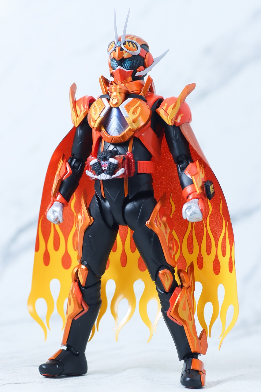 S.H.フィギュアーツ　仮面ライダーガッチャードデイブレイク／ファイヤーガッチャードデイブレイク　レビュー　付属品　換装