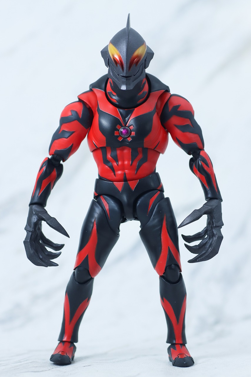 S.H.フィギュアーツ　ウルトラマンベリアル ダークネスヒールズver.　レビュー　本体