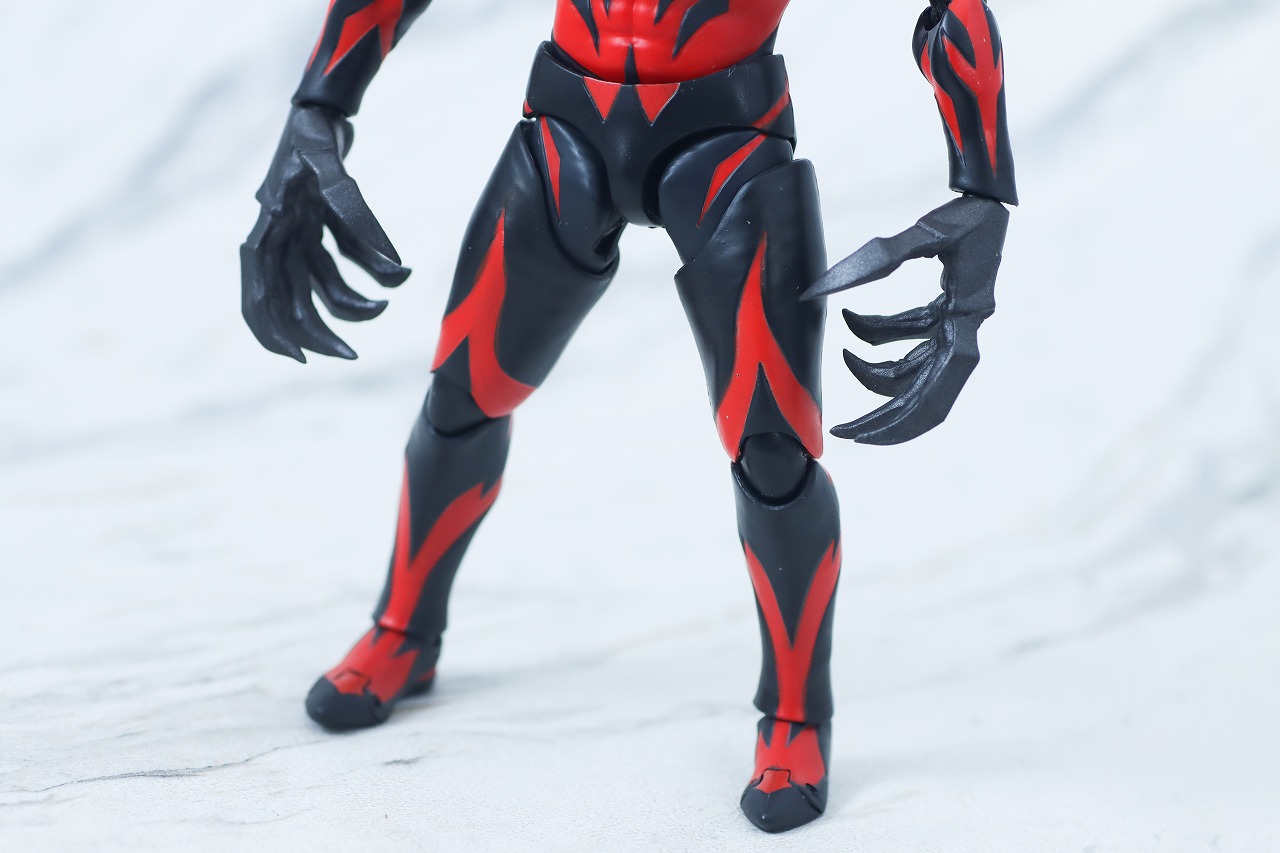S.H.フィギュアーツ　ウルトラマンベリアル ダークネスヒールズver.　レビュー　本体