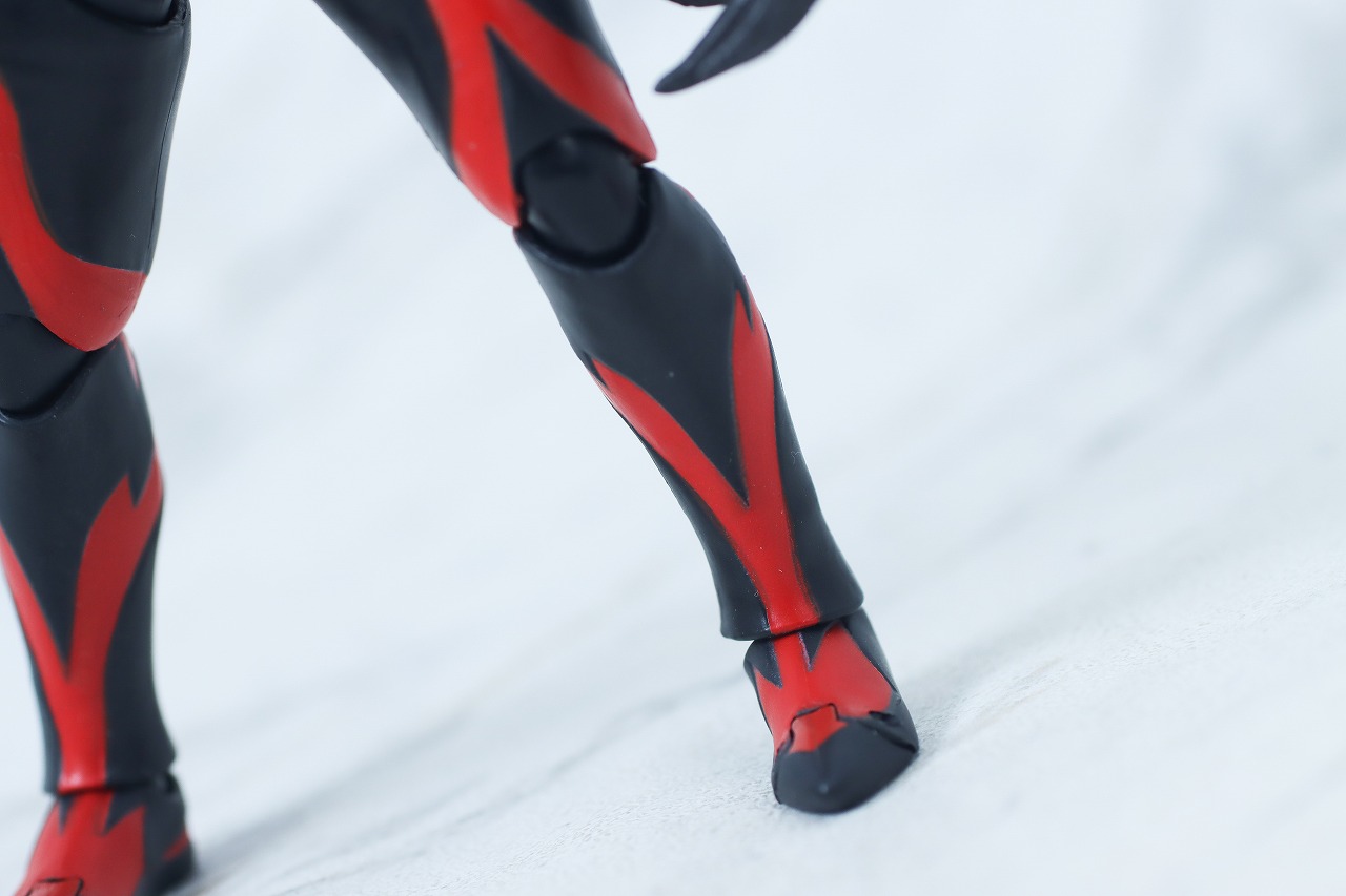 S.H.フィギュアーツ　ウルトラマンベリアル ダークネスヒールズver.　レビュー　本体