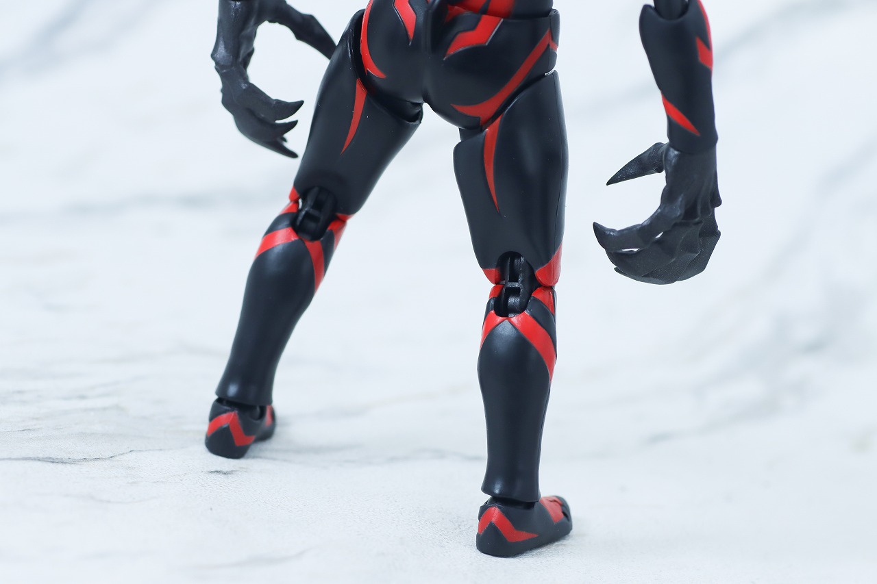 S.H.フィギュアーツ　ウルトラマンベリアル ダークネスヒールズver.　レビュー　本体