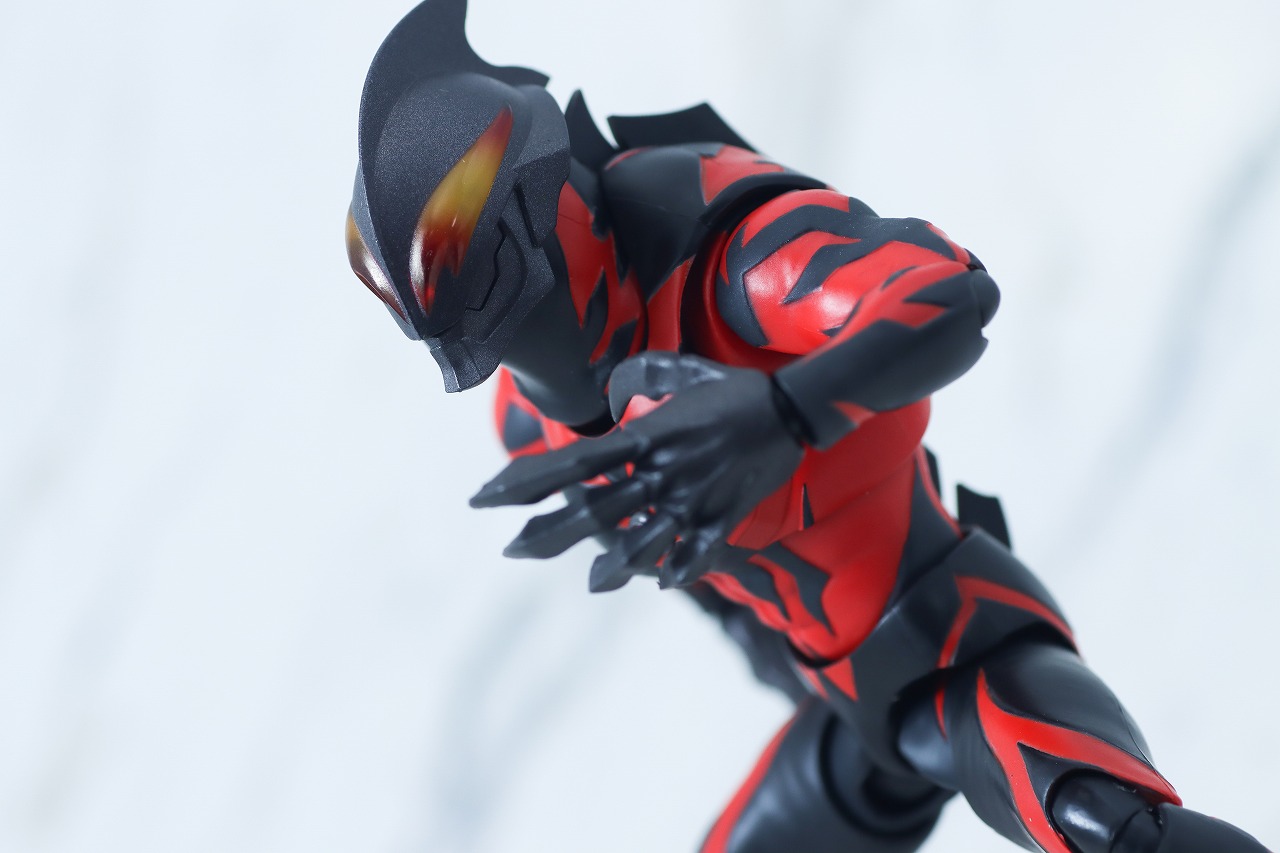 S.H.フィギュアーツ　ウルトラマンベリアル ダークネスヒールズver.　レビュー　アクション