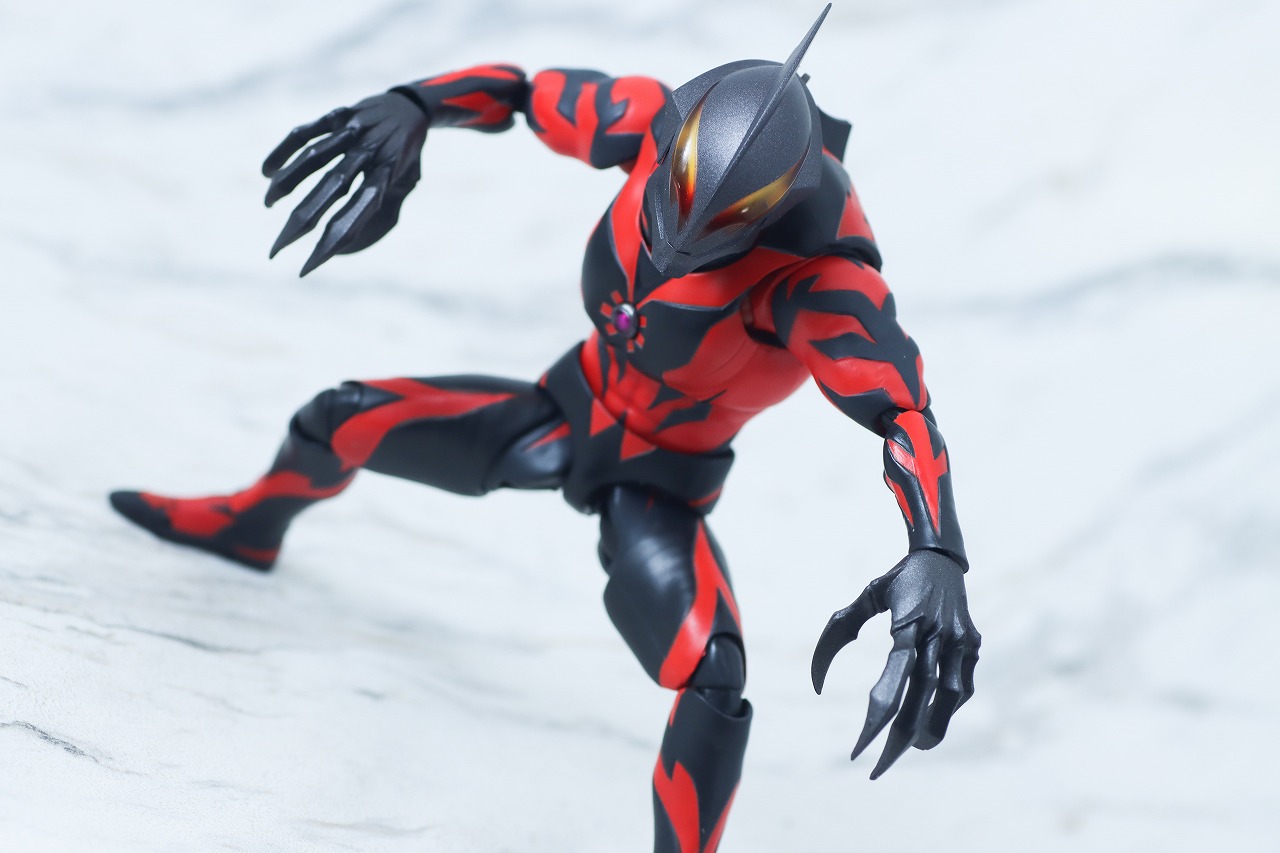 S.H.フィギュアーツ　ウルトラマンベリアル ダークネスヒールズver.　レビュー　アクション