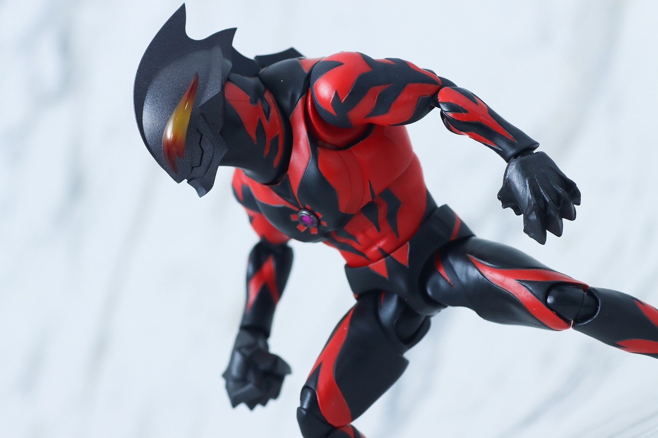 S.H.フィギュアーツ　ウルトラマンベリアル ダークネスヒールズver.　レビュー　アクション