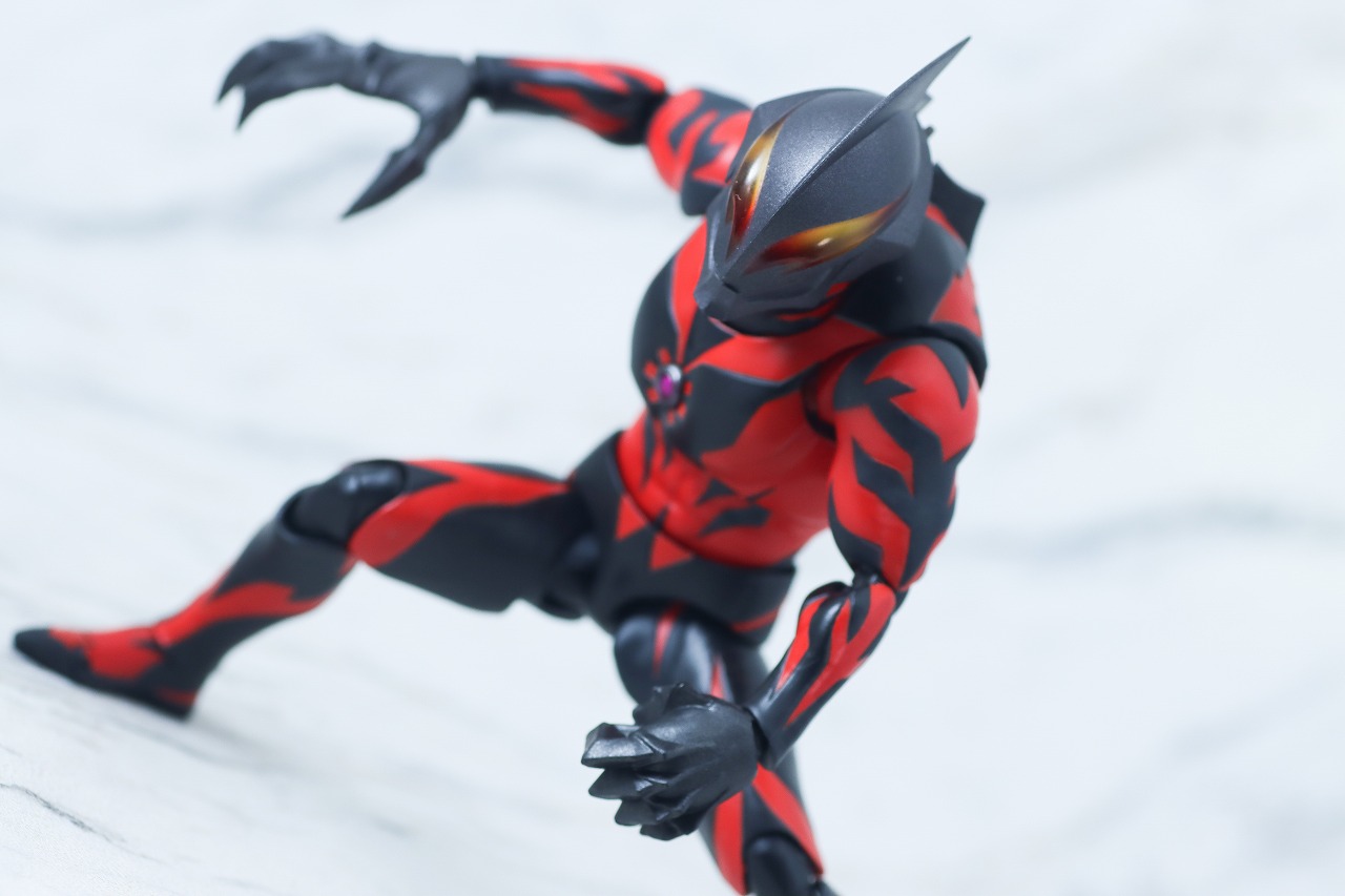 S.H.フィギュアーツ　ウルトラマンベリアル ダークネスヒールズver.　レビュー　アクション