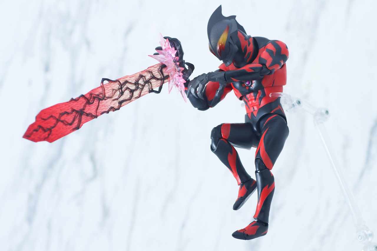 S.H.フィギュアーツ　ウルトラマンベリアル ダークネスヒールズver.　レビュー　アクション