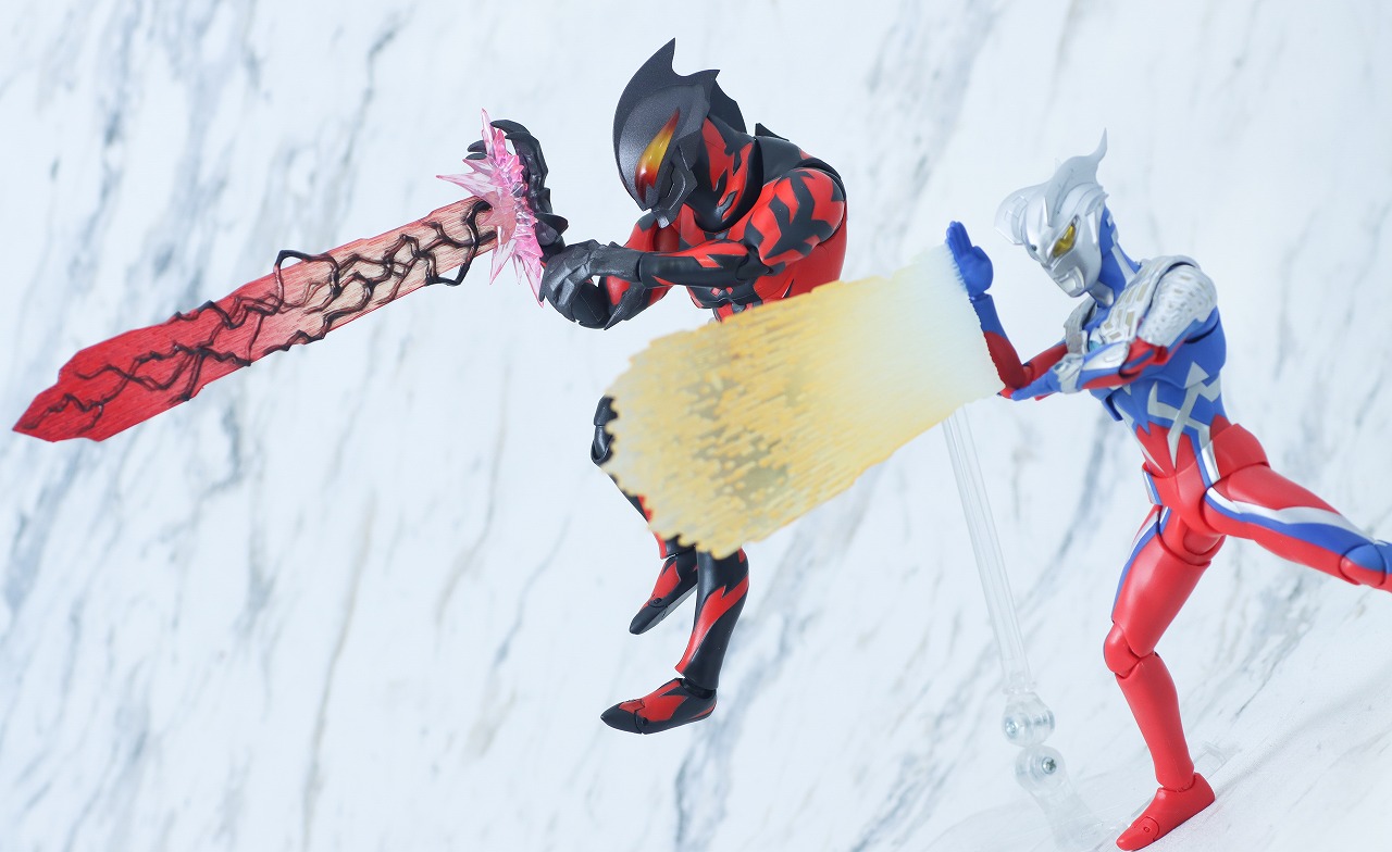 S.H.フィギュアーツ　ウルトラマンベリアル ダークネスヒールズver.　レビュー　アクション　ウルトラマンゼロ　ニュージェネ　スターズver.