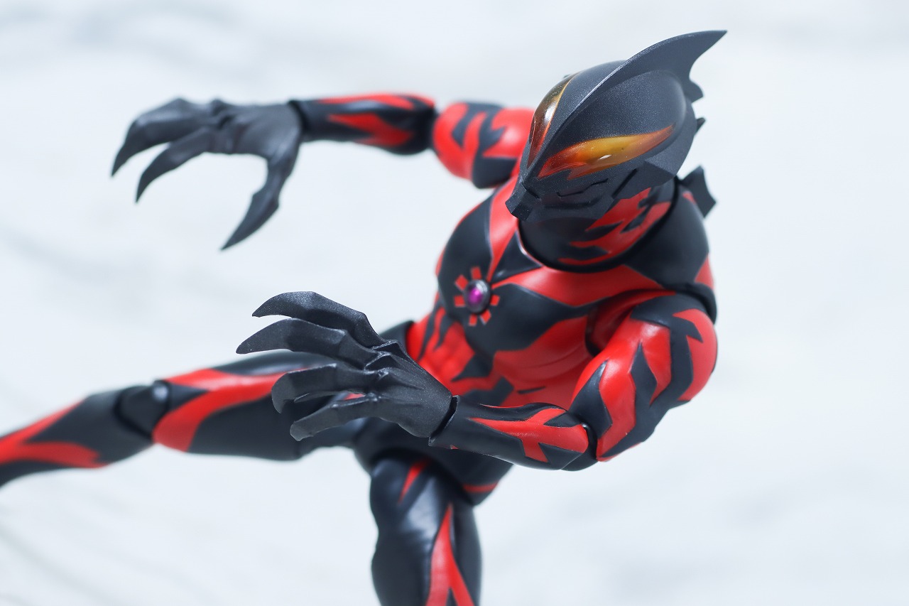 S.H.フィギュアーツ　ウルトラマンベリアル ダークネスヒールズver.　レビュー　アクション