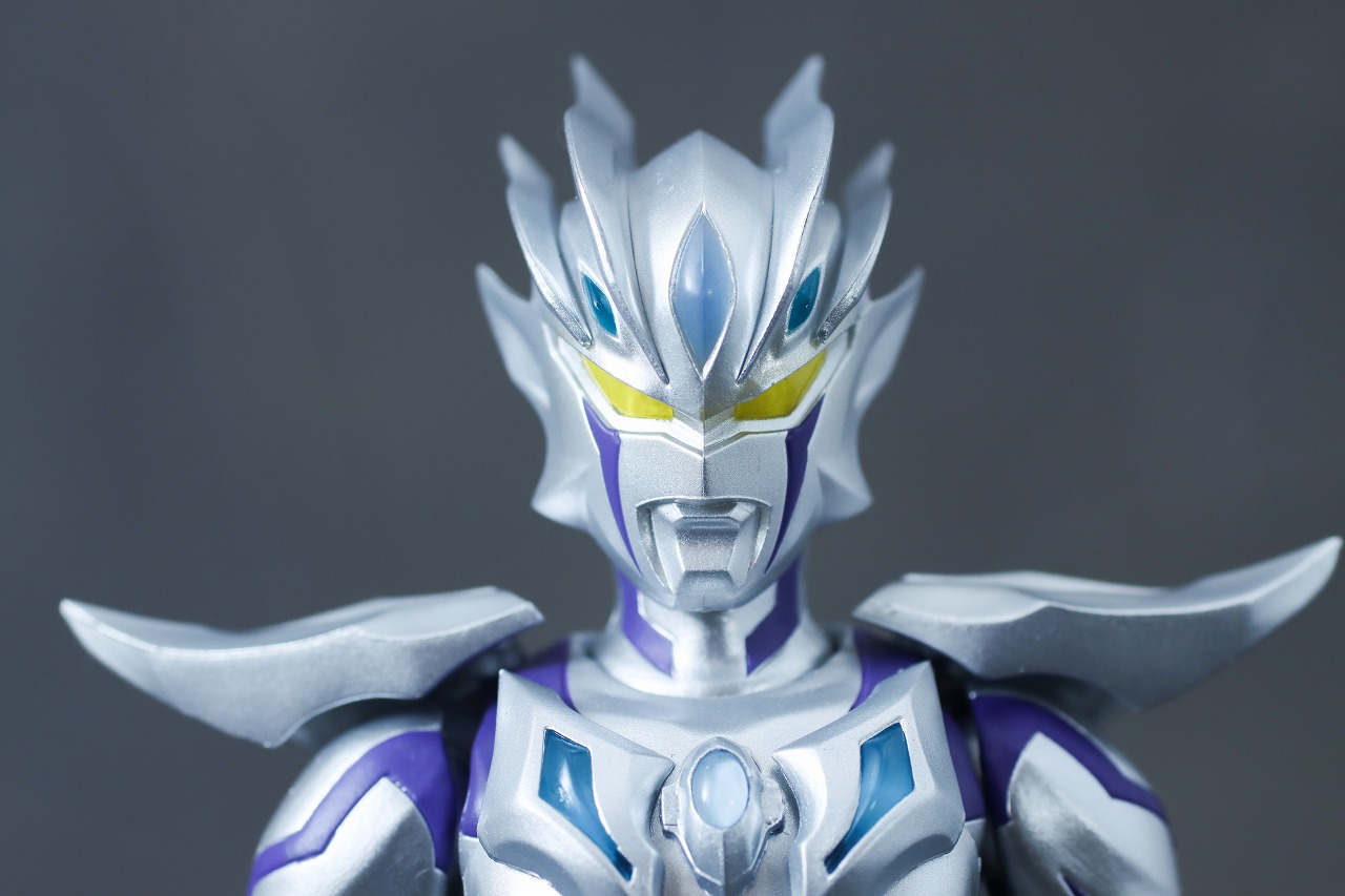 S.H.フィギュアーツ　ウルトラマンゼロビヨンド（ニュージェネ スターズver.）　レビュー　本体