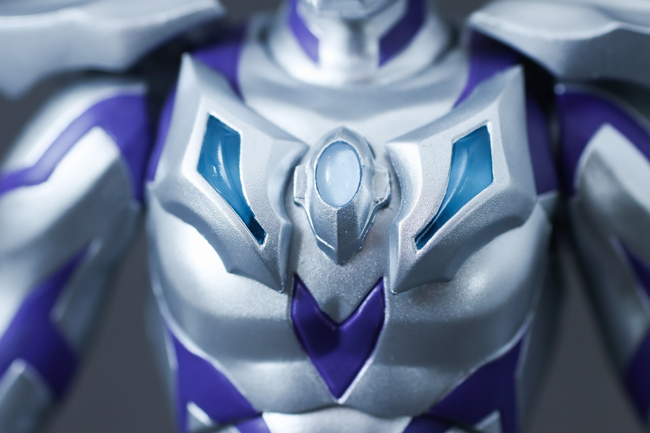 S.H.フィギュアーツ　ウルトラマンゼロビヨンド（ニュージェネ スターズver.）　レビュー　本体