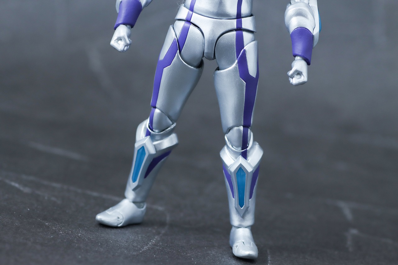 S.H.フィギュアーツ　ウルトラマンゼロビヨンド（ニュージェネ スターズver.）　レビュー　本体