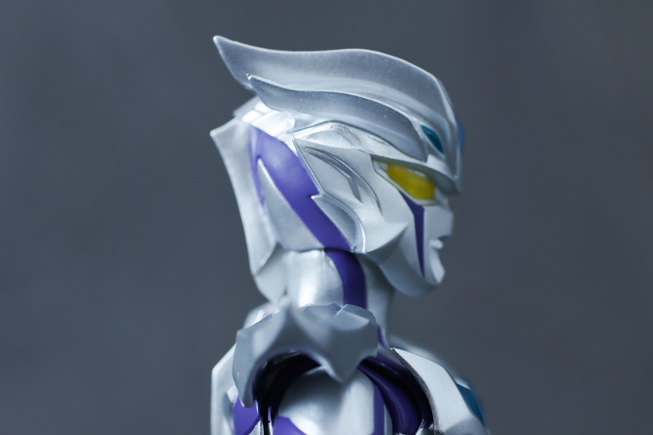 S.H.フィギュアーツ　ウルトラマンゼロビヨンド（ニュージェネ スターズver.）　レビュー　本体