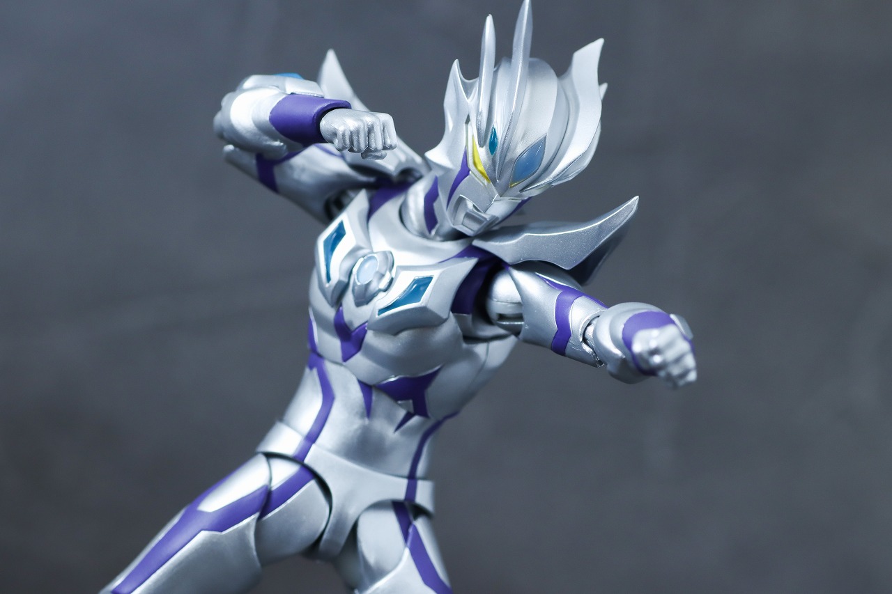 S.H.フィギュアーツ　ウルトラマンゼロビヨンド（ニュージェネ スターズver.）　レビュー　アクション