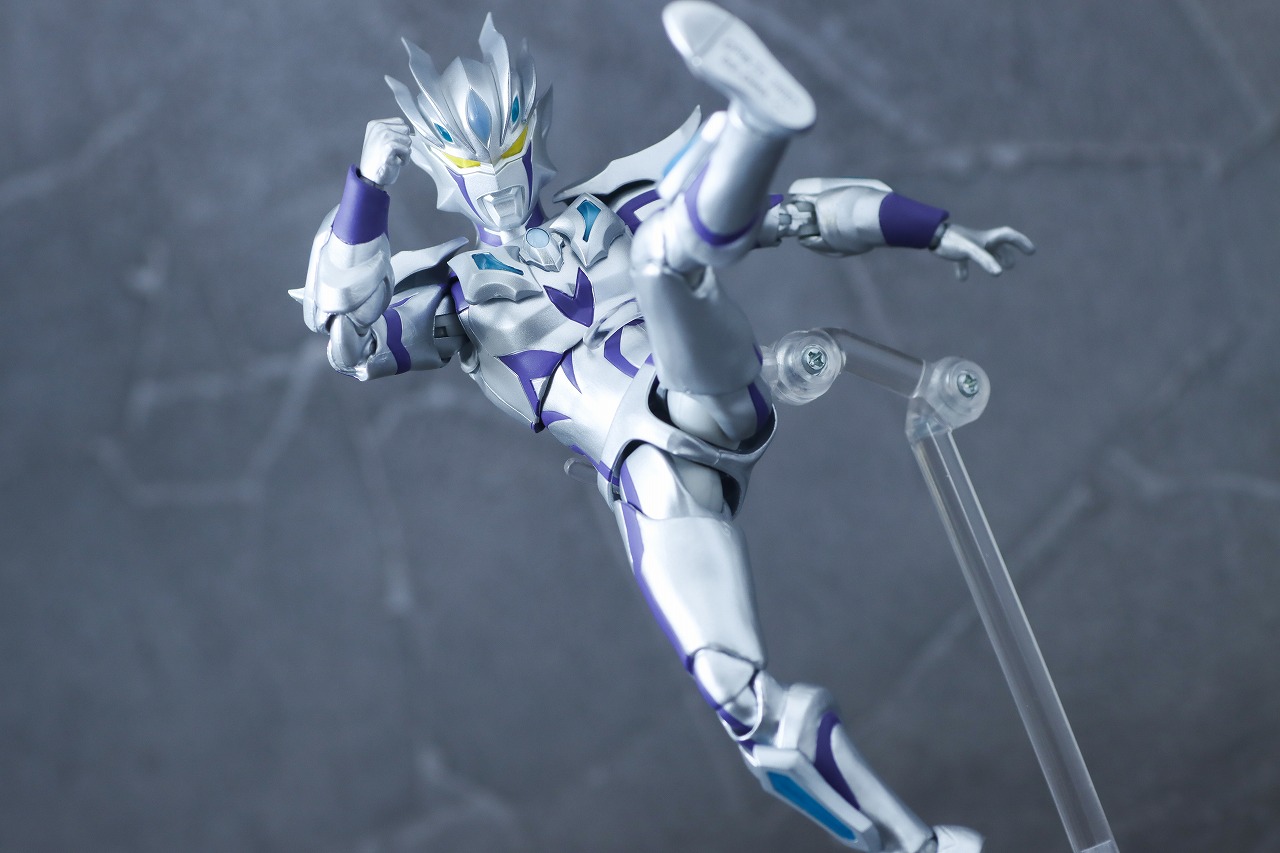 S.H.フィギュアーツ　ウルトラマンゼロビヨンド（ニュージェネ スターズver.）　レビュー　アクション