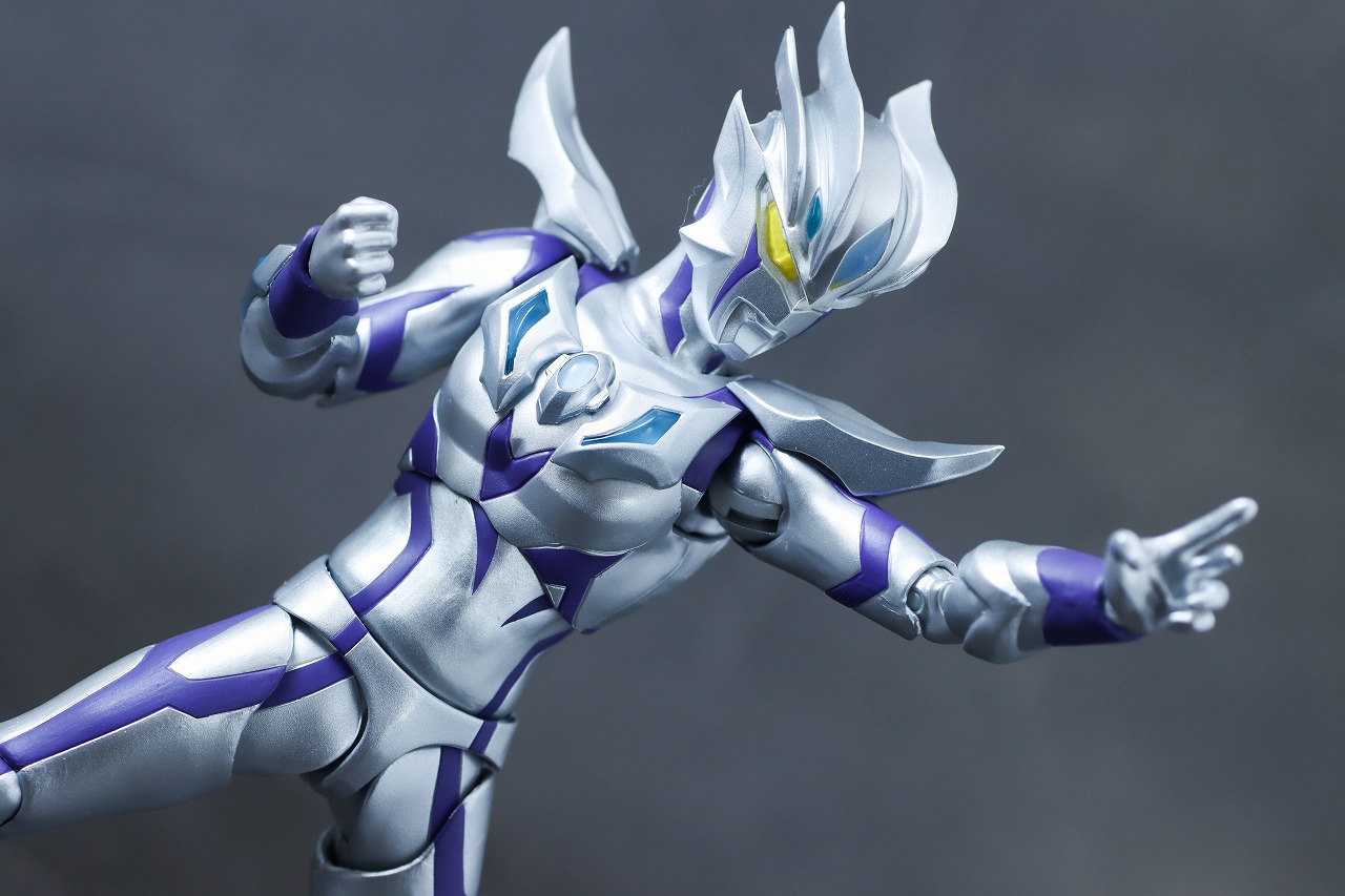 S.H.フィギュアーツ　ウルトラマンゼロビヨンド（ニュージェネ スターズver.）　レビュー　アクション