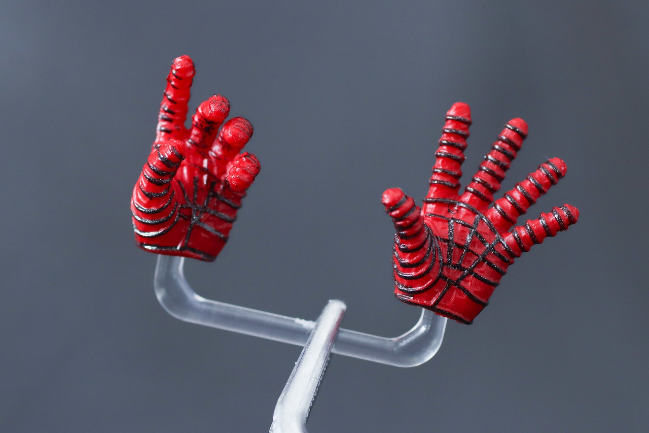 MAFEX　フレンドリー　ネイバーフッド　スパイダーマン　レビュー　付属品　手首