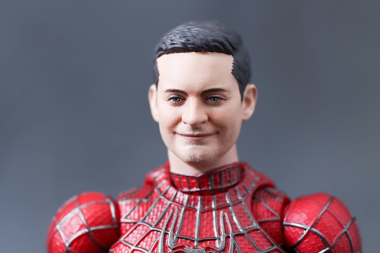 MAFEX　フレンドリー　ネイバーフッド　スパイダーマン　レビュー　付属品　ピーター・パーカー　素顔ヘッド　笑顔