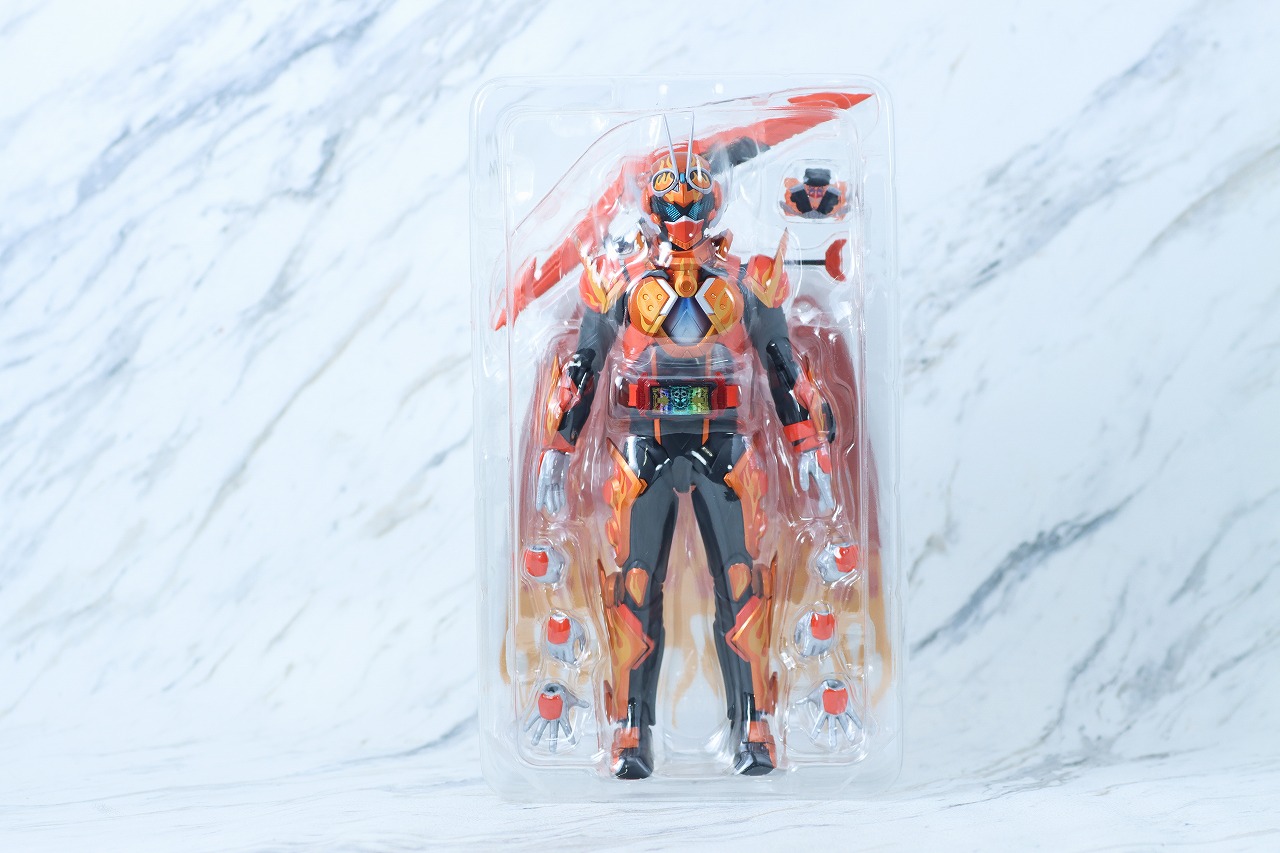 S.H.フィギュアーツ　仮面ライダーガッチャードデイブレイク／ファイヤーガッチャードデイブレイク　レビュー　パッケージ