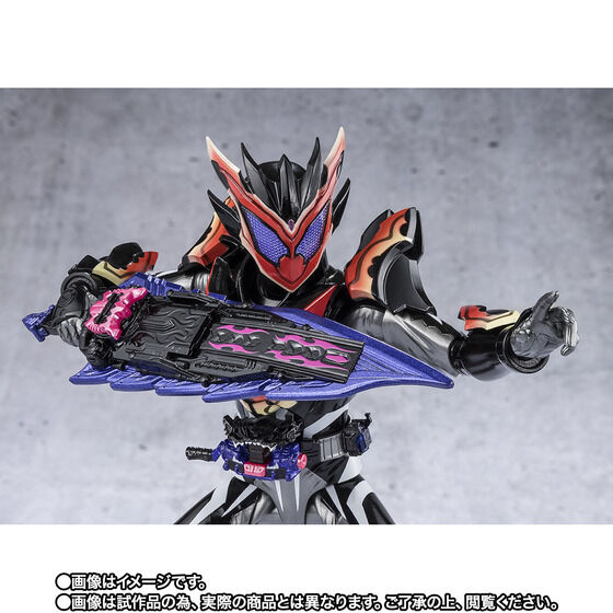 S.H.フィギュアーツ　仮面ライダービターガヴ スパーキングミフォーム