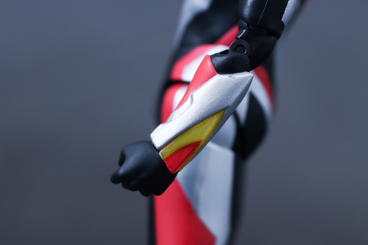 S.H.フィギュアーツ　ウルトラマンビクトリー　ニュージェネ スターズver.　レビュー　本体
