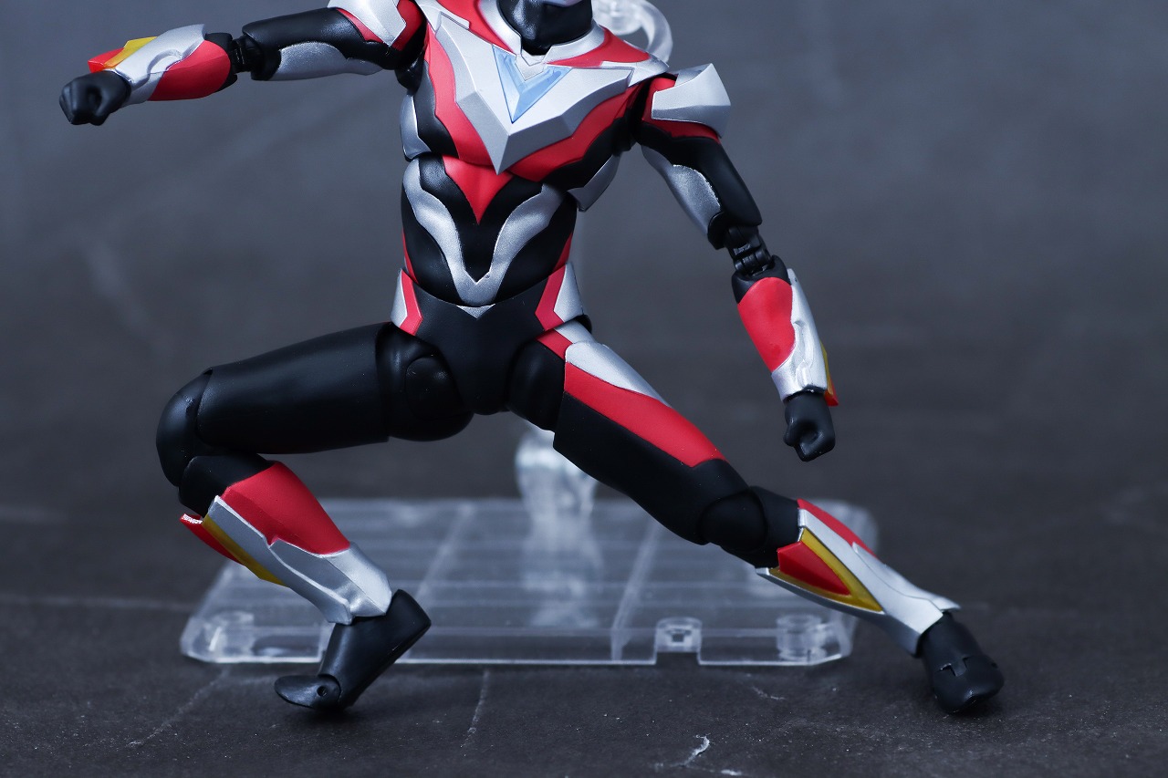 S.H.フィギュアーツ　ウルトラマンビクトリー　ニュージェネ スターズver.　レビュー　可動範囲