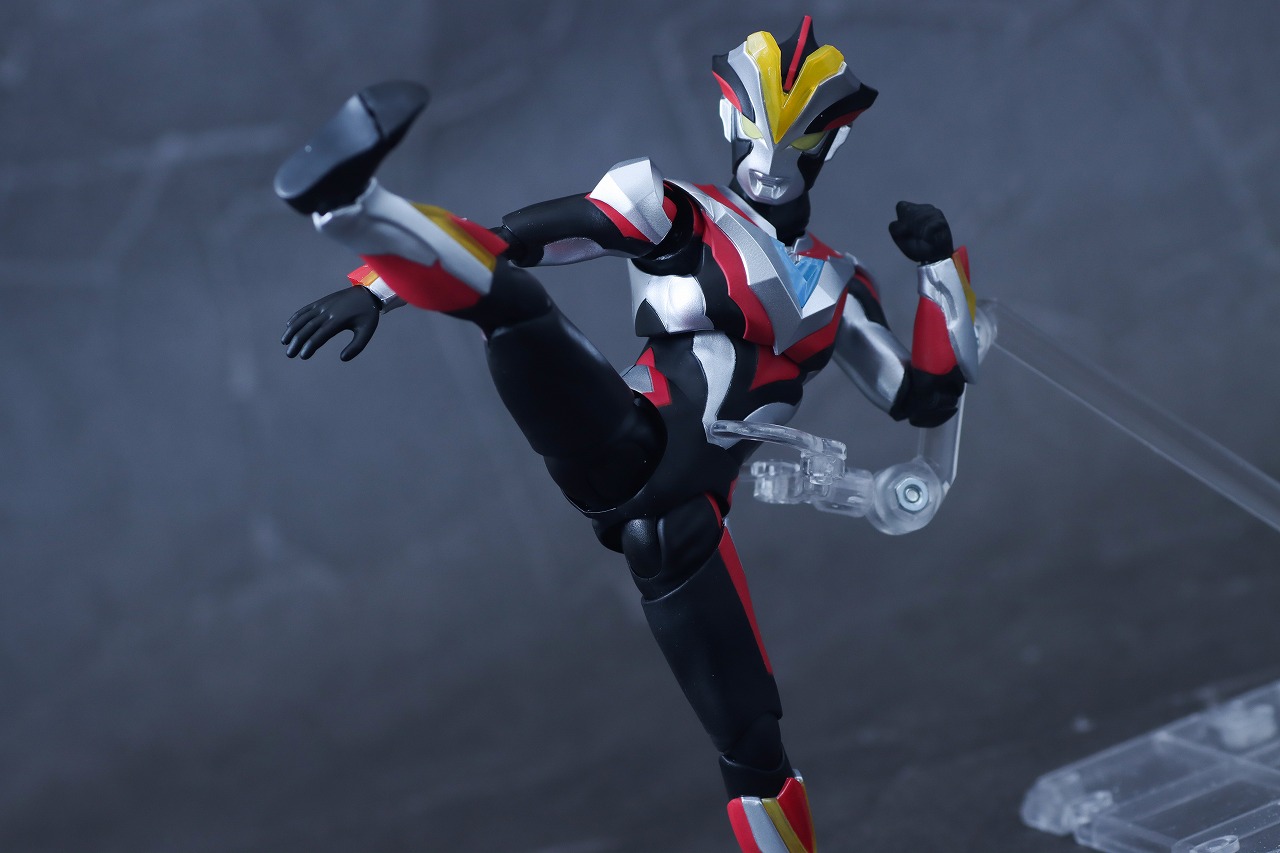 S.H.フィギュアーツ　ウルトラマンビクトリー　ニュージェネ スターズver.　レビュー　アクション