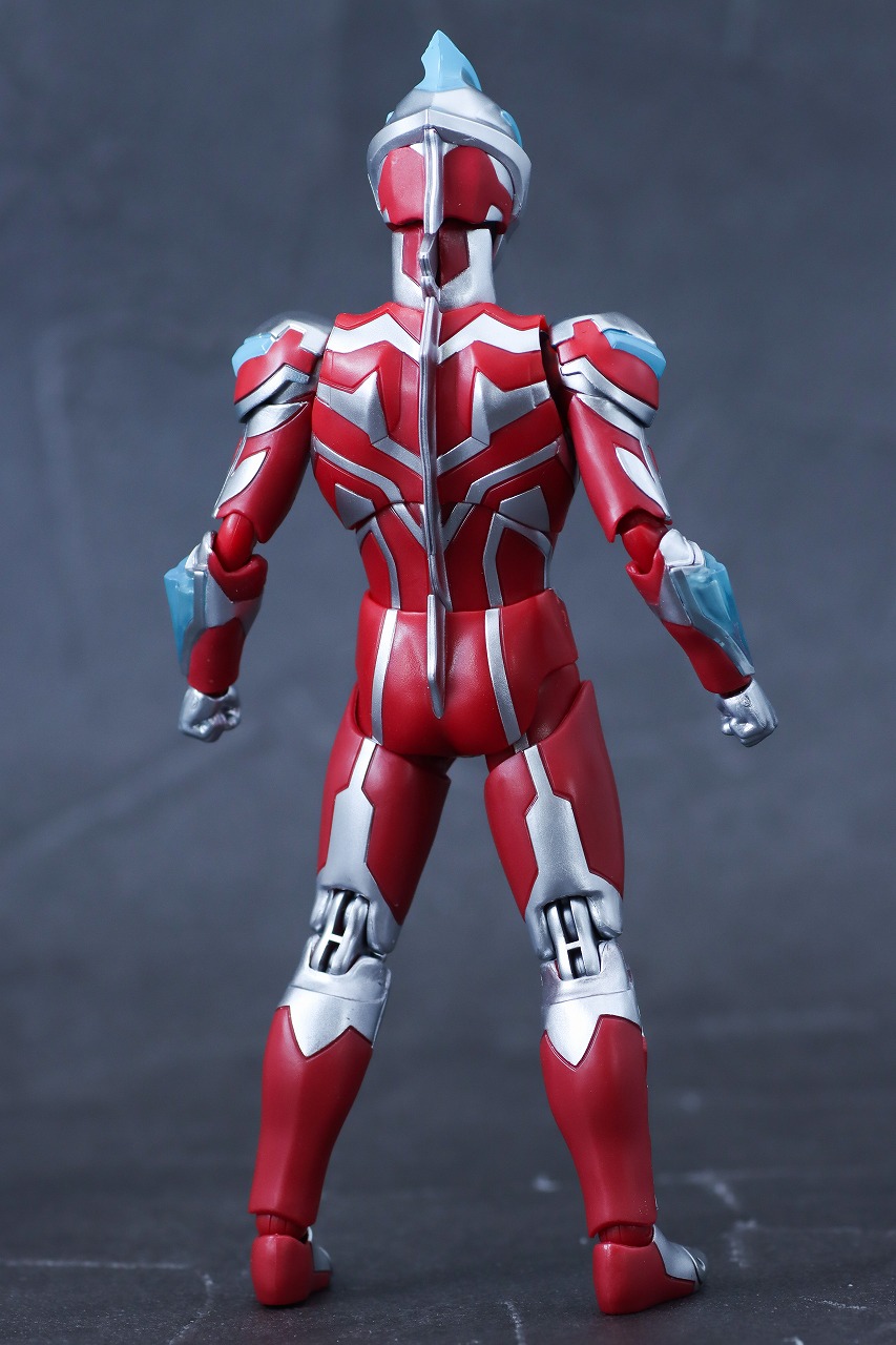 S.H.フィギュアーツ　ウルトラマンギンガ　ニュージェネ スターズver.　レビュー　本体