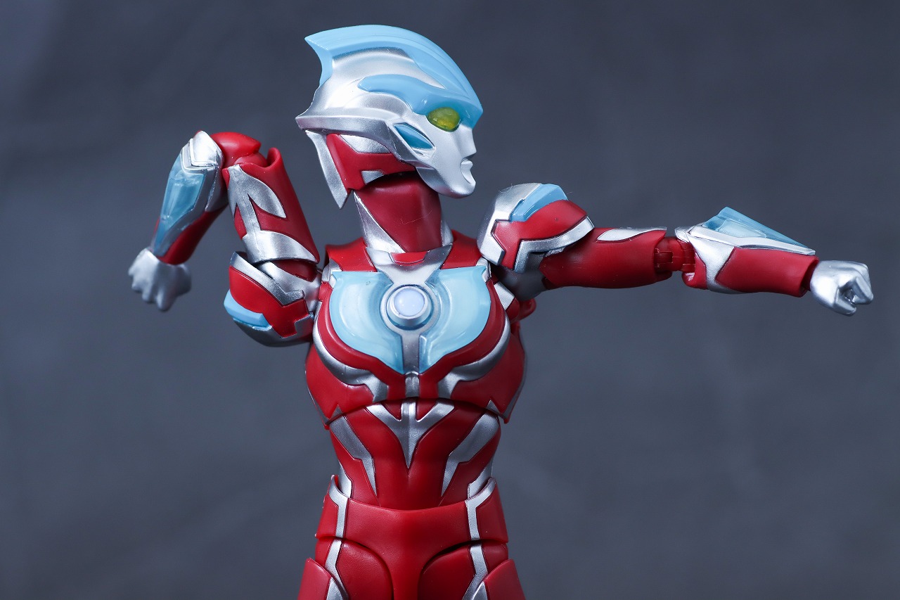 S.H.フィギュアーツ　ウルトラマンギンガ　ニュージェネ スターズver.　レビュー　可動範囲
