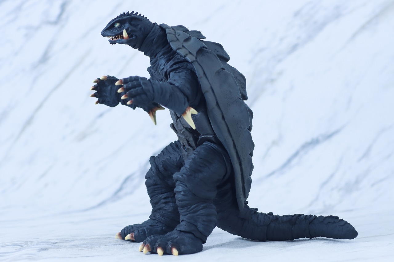S.H.モンスターアーツ　ガメラ　1996　仙台決戦ver.　レビュー　本体