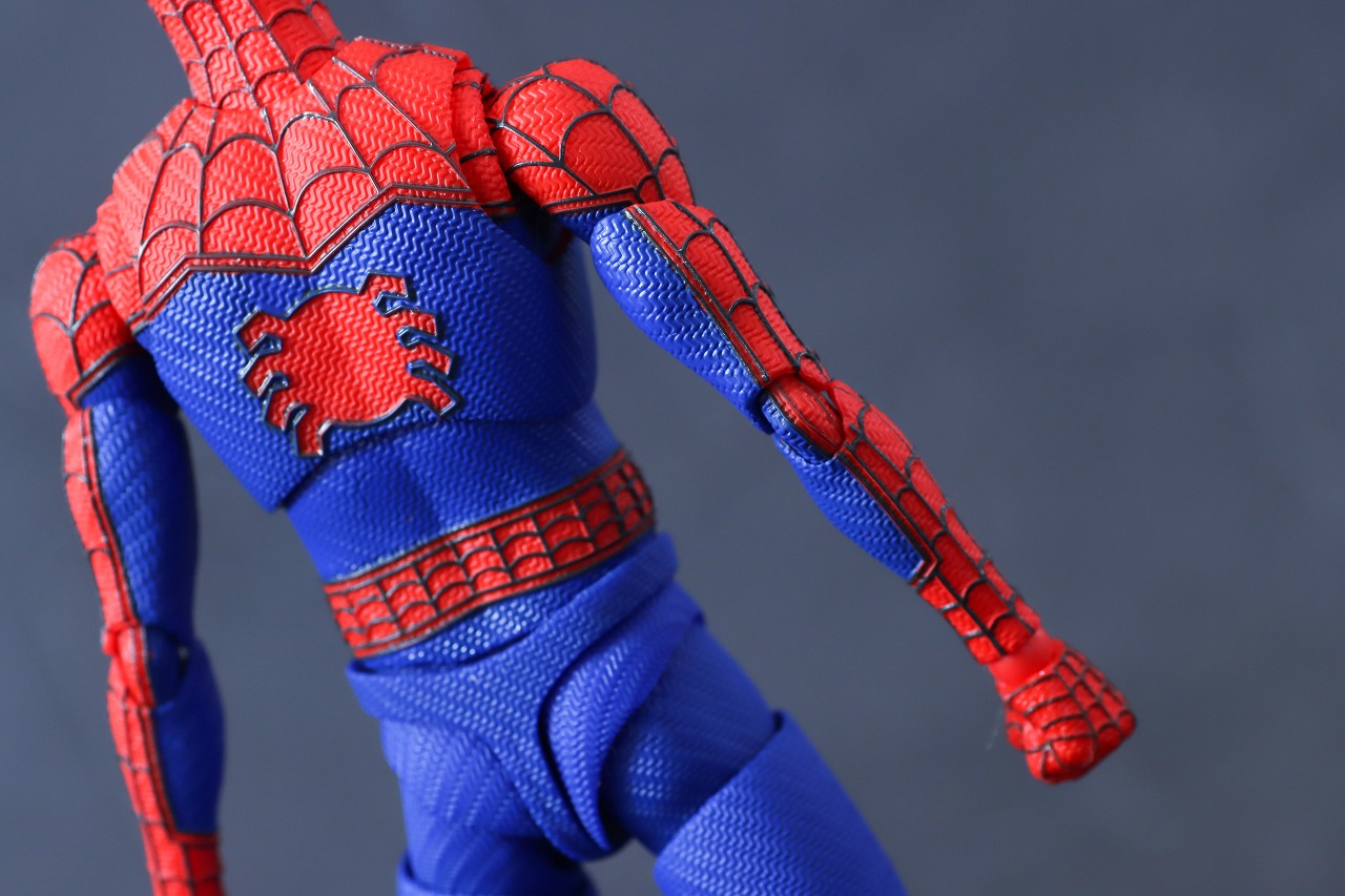 S.H.フィギュアーツ　ピーター・B・パーカー＆メイデイ・パーカー（スパイダーマン：アクロス・ザ・スパイダーバース）　レビュー　本体