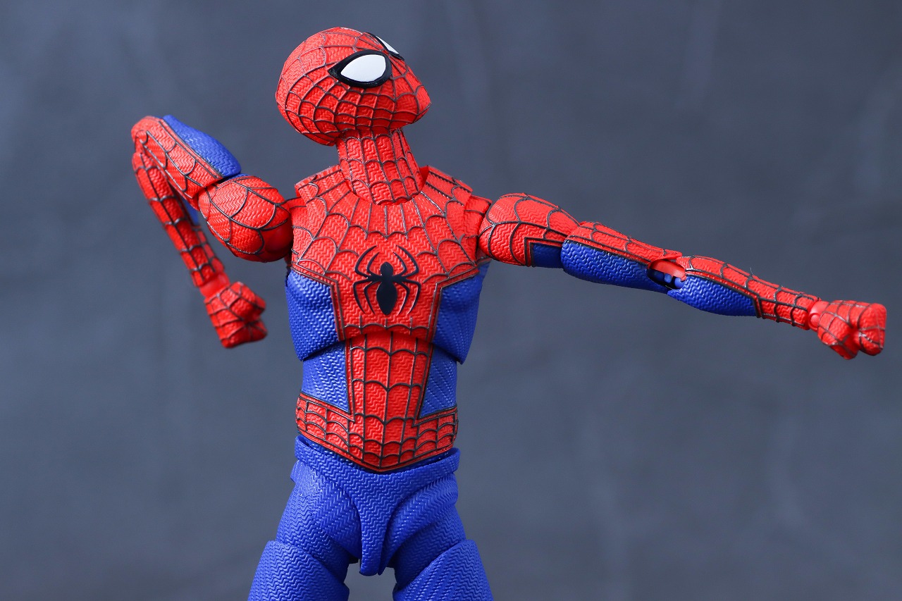 S.H.フィギュアーツ　ピーター・B・パーカー＆メイデイ・パーカー（スパイダーマン：アクロス・ザ・スパイダーバース）　レビュー　可動範囲