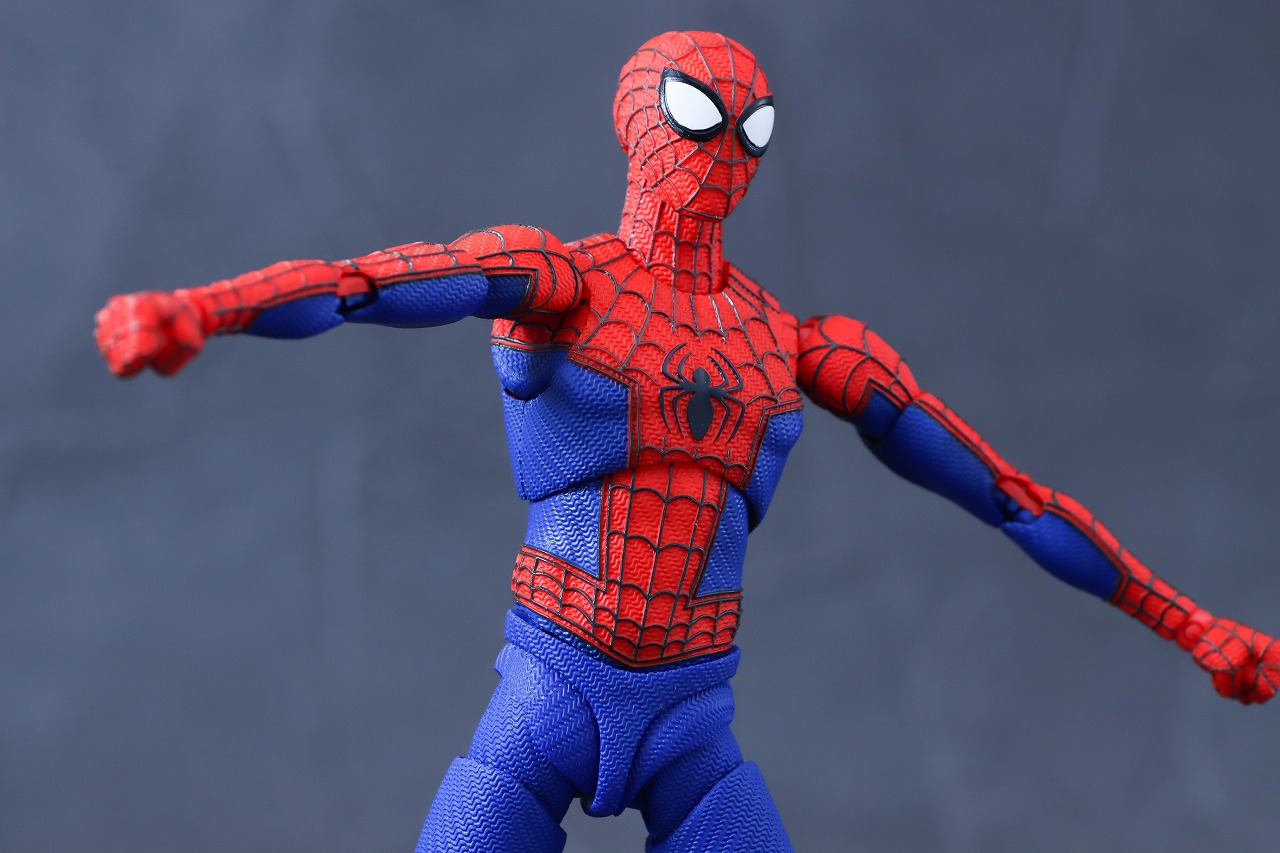 S.H.フィギュアーツ　ピーター・B・パーカー＆メイデイ・パーカー（スパイダーマン：アクロス・ザ・スパイダーバース）　レビュー　可動範囲