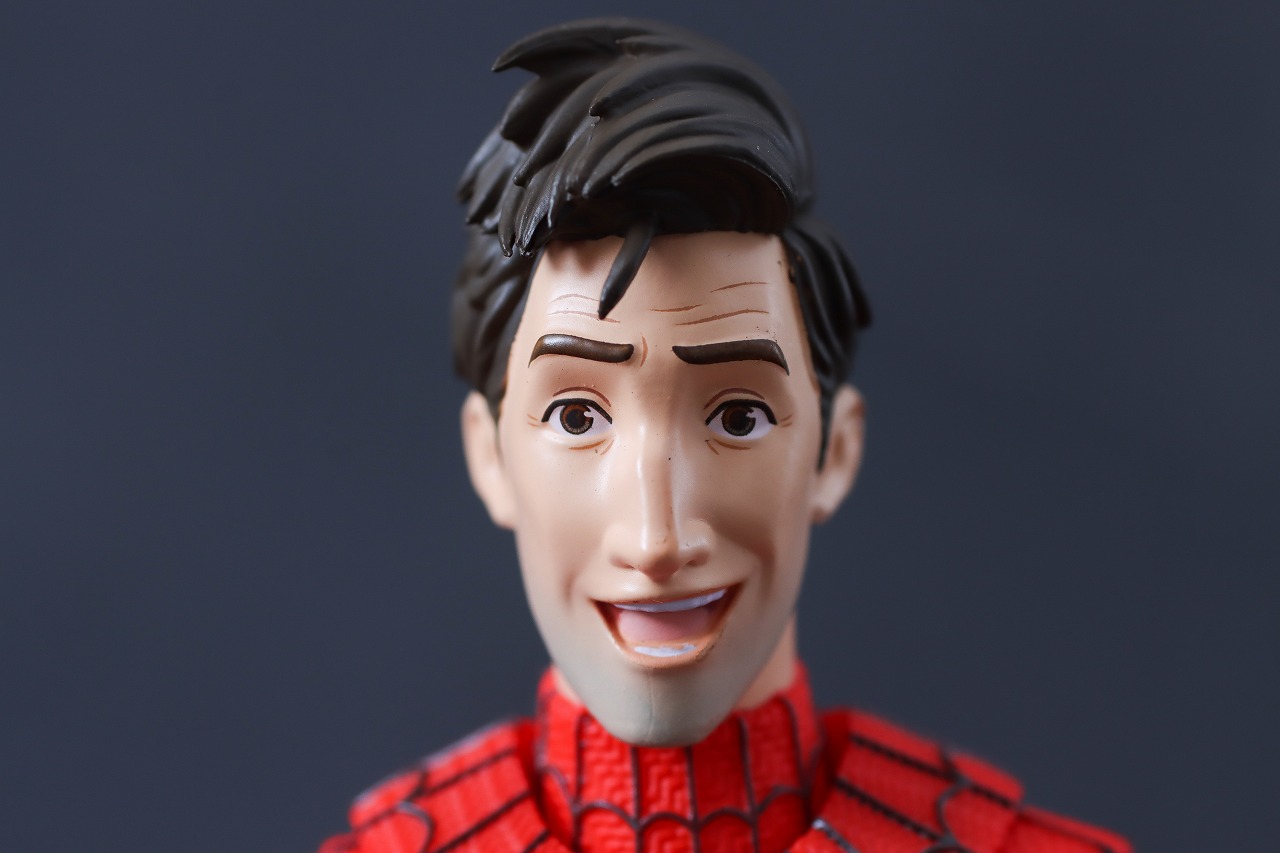 S.H.フィギュアーツ　ピーター・B・パーカー＆メイデイ・パーカー（スパイダーマン：アクロス・ザ・スパイダーバース）　レビュー　付属品　素顔ヘッド 笑顔