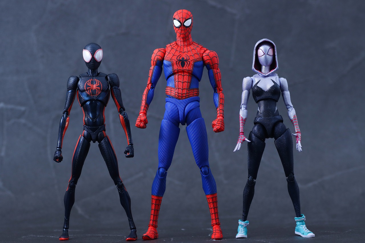 S.H.フィギュアーツ　ピーター・B・パーカー＆メイデイ・パーカー（スパイダーマン：アクロス・ザ・スパイダーバース）　レビュー　比較　マイルス・モラレス　スパイダー・グウェン 1610ROOFTOP ver.