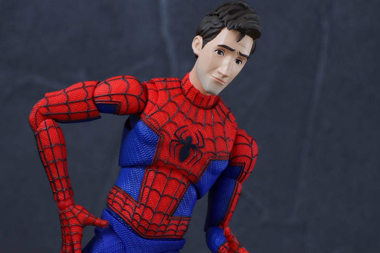 S.H.フィギュアーツ　ピーター・B・パーカー＆メイデイ・パーカー（スパイダーマン：アクロス・ザ・スパイダーバース）　レビュー　アクション