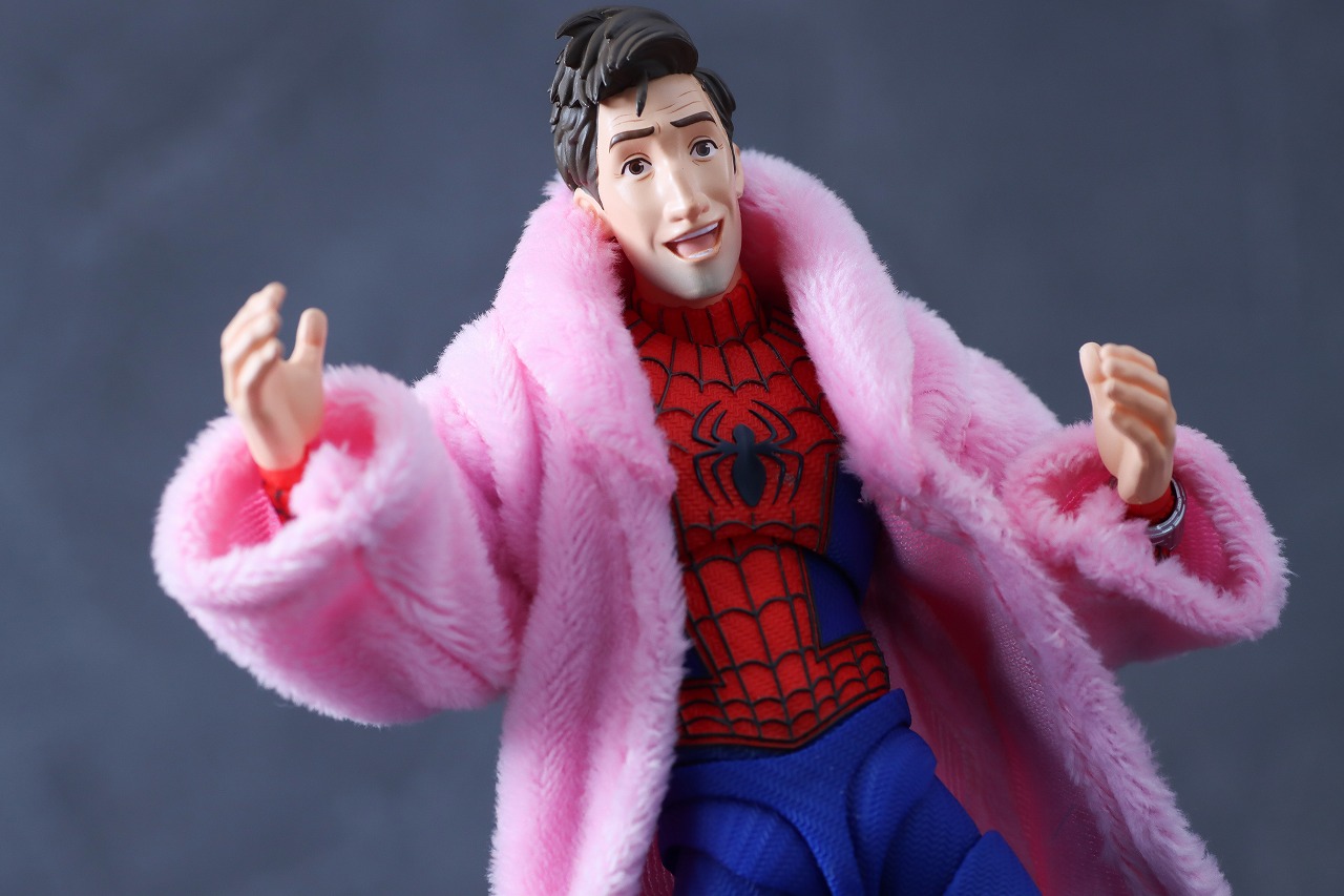 S.H.フィギュアーツ　ピーター・B・パーカー＆メイデイ・パーカー（スパイダーマン：アクロス・ザ・スパイダーバース）　レビュー　アクション