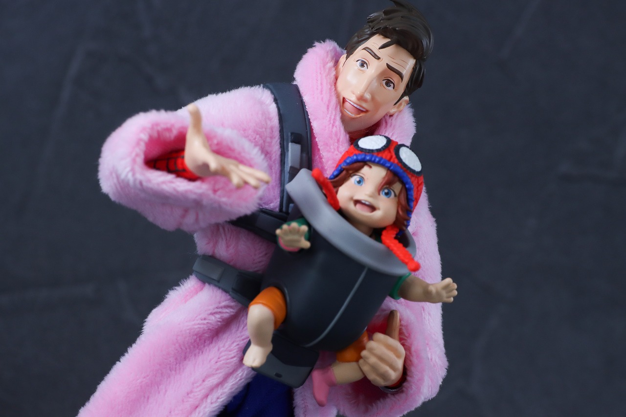 S.H.フィギュアーツ　ピーター・B・パーカー＆メイデイ・パーカー（スパイダーマン：アクロス・ザ・スパイダーバース）　レビュー　アクション