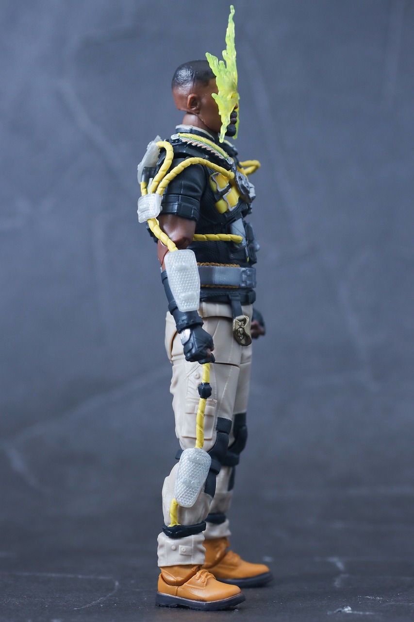 マーベルレジェンド　エレクトロ　スパイダーマン　ノー・ウェイ・ホーム　レビュー　本体