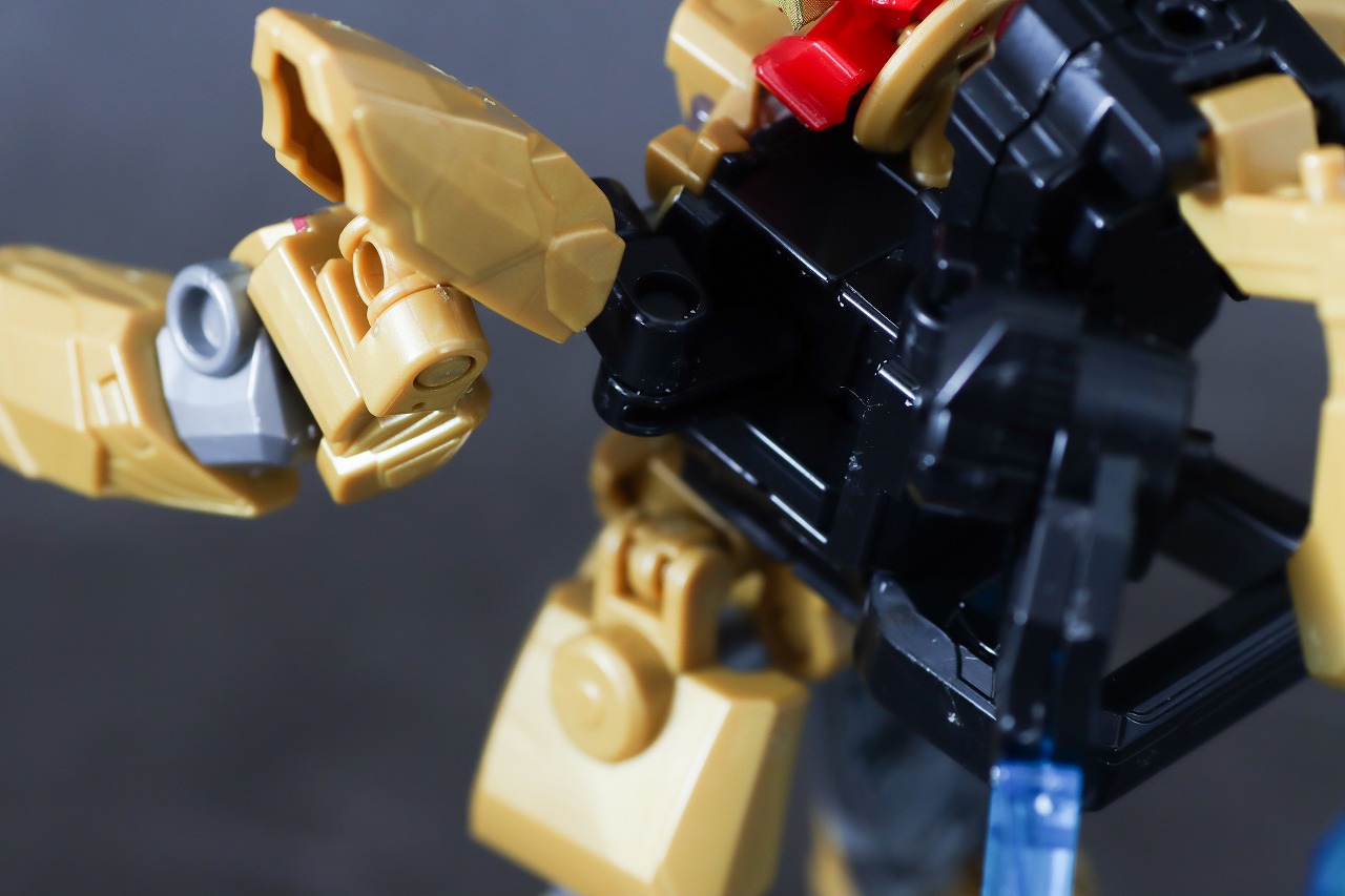 ミニプラ　テガソードレッド　レビュー　可動範囲