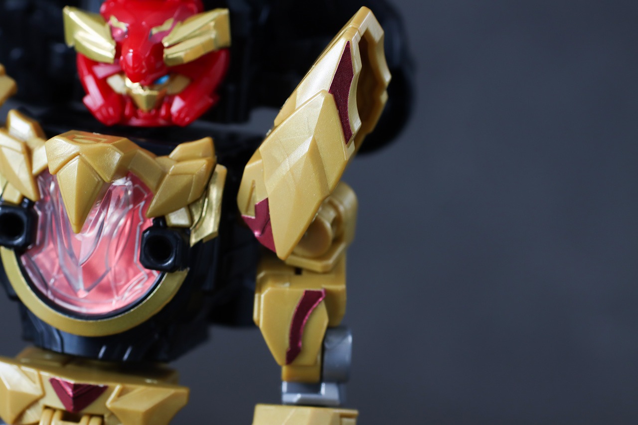 ミニプラ　テガソードレッド　レビュー　変形