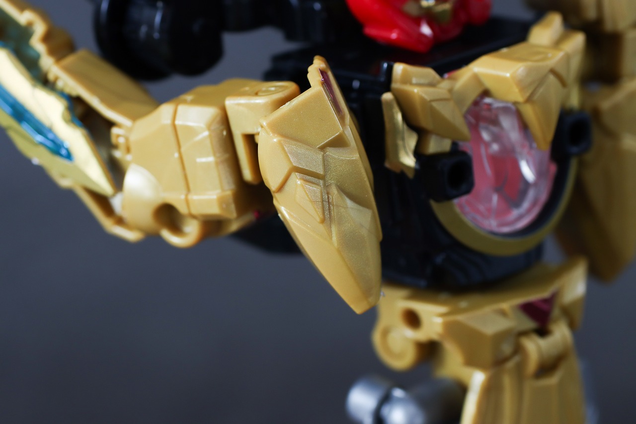 ミニプラ　テガソードレッド　レビュー　変形