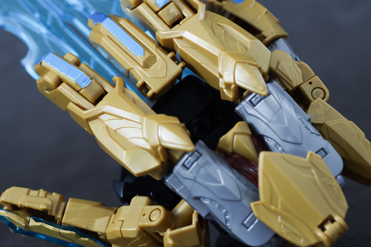 ミニプラ　テガソードレッド　レビュー　変形