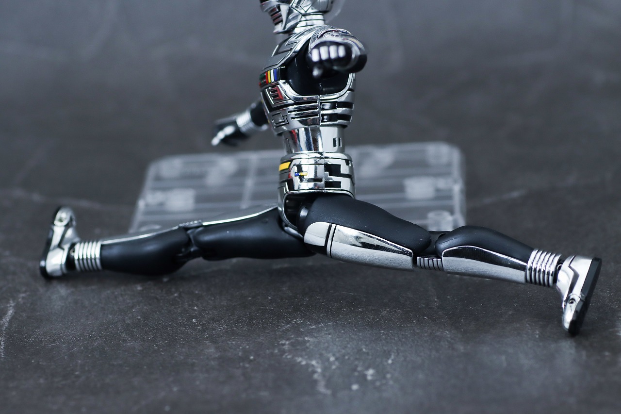 S.H.フィギュアーツ　ギャバン＆サイバリアン　レビュー　可動範囲