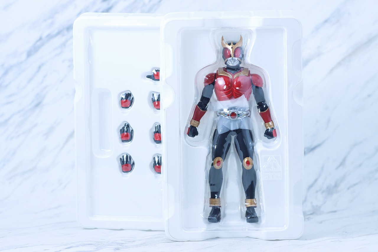 S.H.フィギュアーツ 真骨彫製法　仮面ライダークウガ マイティフォーム Store Limited Edition　レビュー　パッケージ