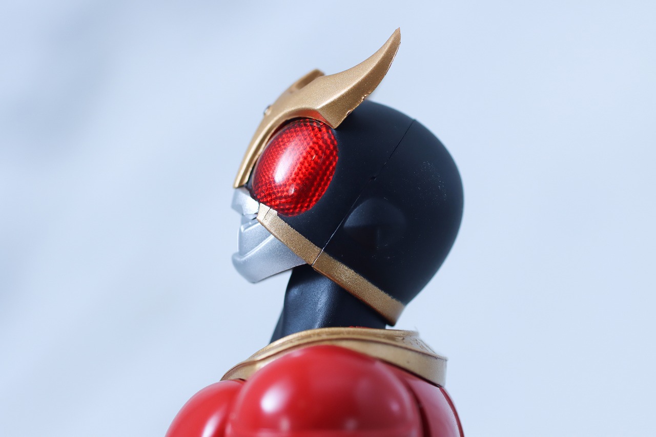 S.H.フィギュアーツ 真骨彫製法　仮面ライダークウガ マイティフォーム Store Limited Edition　レビュー　可動範囲