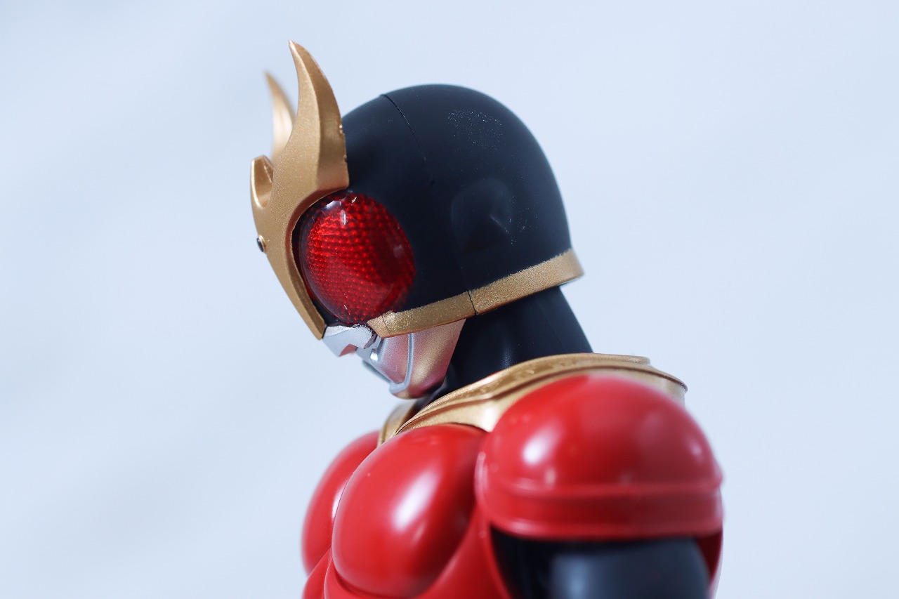 S.H.フィギュアーツ 真骨彫製法　仮面ライダークウガ マイティフォーム Store Limited Edition　レビュー　可動範囲