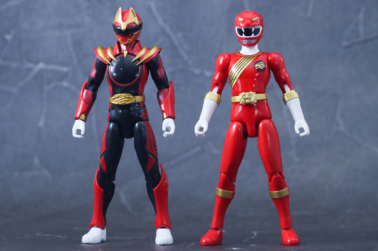 アクションヒーロー　ガオレッド　レビュー　本体 ゴジュウウルフ　比較